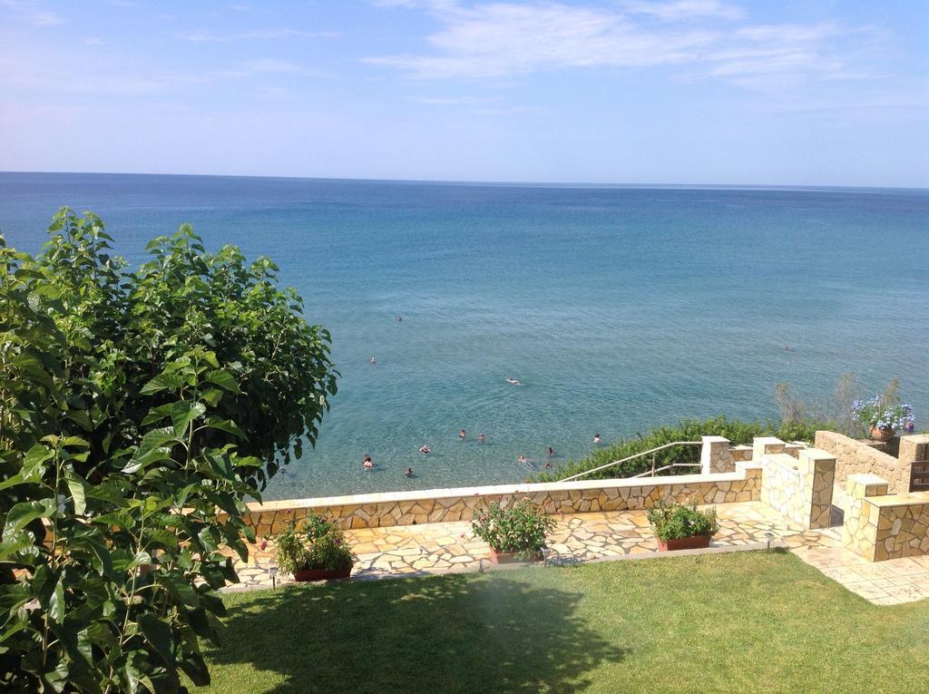 Aquarius House Villa Agios Georgios  ภายนอก รูปภาพ